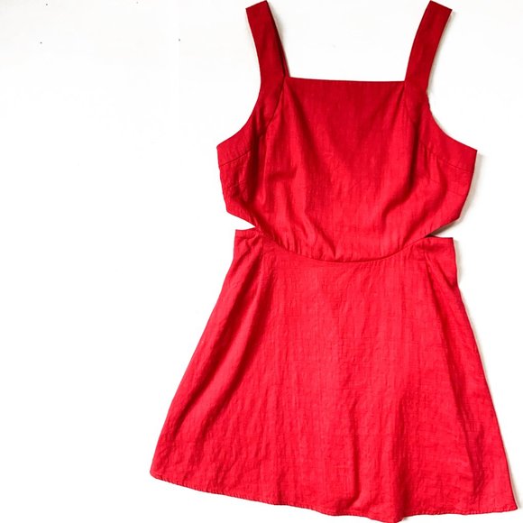 ecote UO red cutout fit + flare dress size 10 - Picture 4 of 8